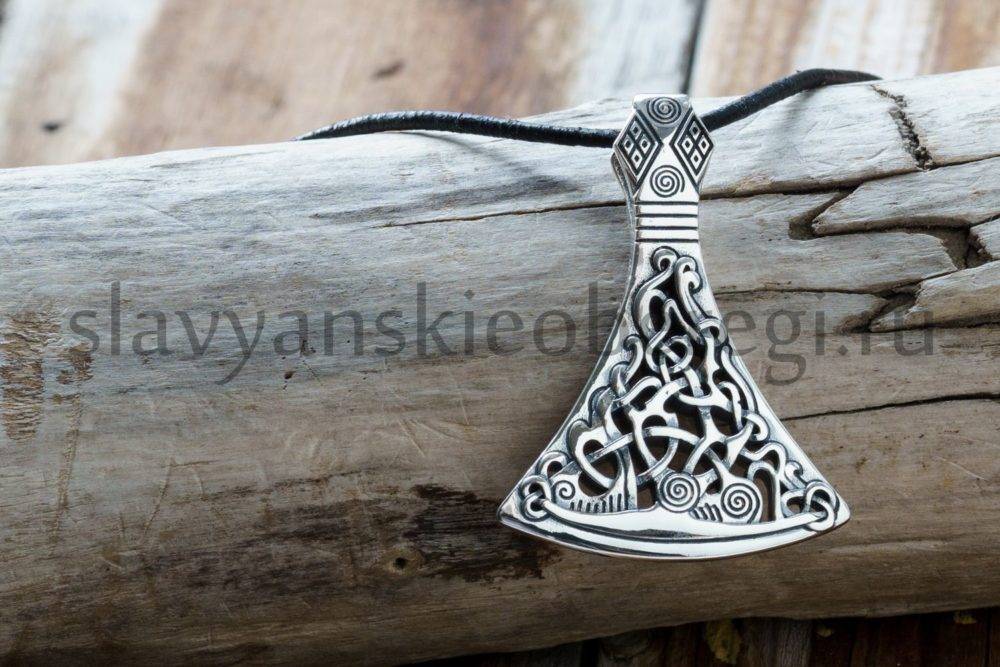 Секира Обережная серебро 925 крупная, мужской кулон-топор с орнаментом, Мастерская Ярило